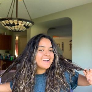 Meet your Posher, Trinidad